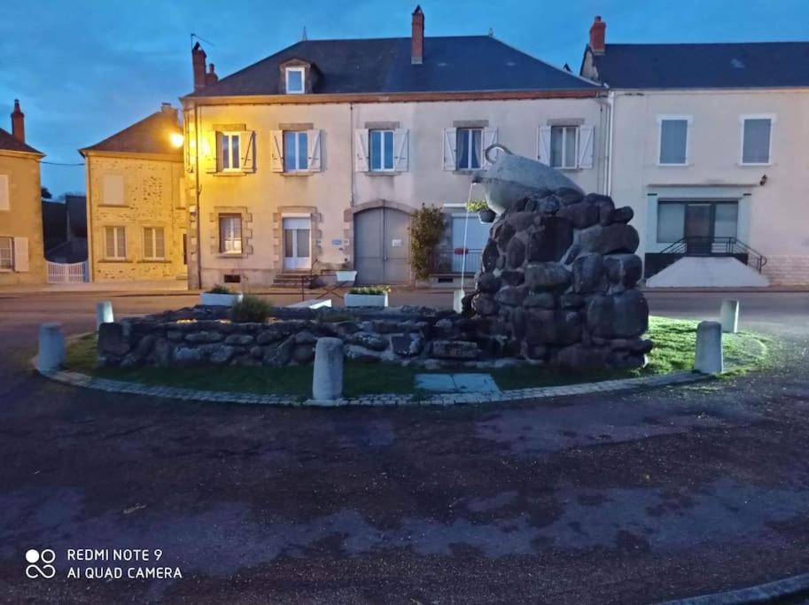 Le Gite De La Fontaine Chiddes Eksteriør billede